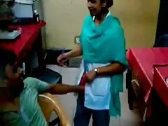 Cây đũa thần Lưỡi sex gai xinh nhat / cum