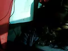 Mẹ sex gái xinh nhật cô gái
